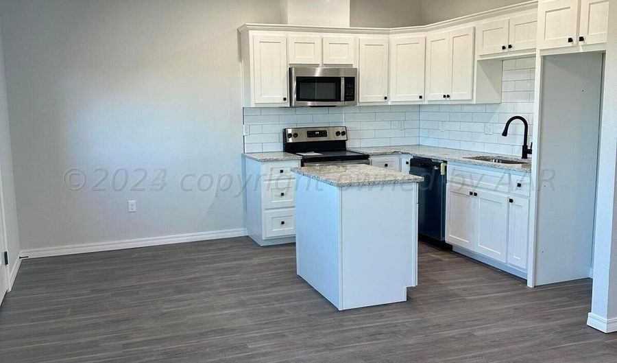 14100 Daisy Dr, Amarillo, TX 79119 - 3 Beds, 3 Bath