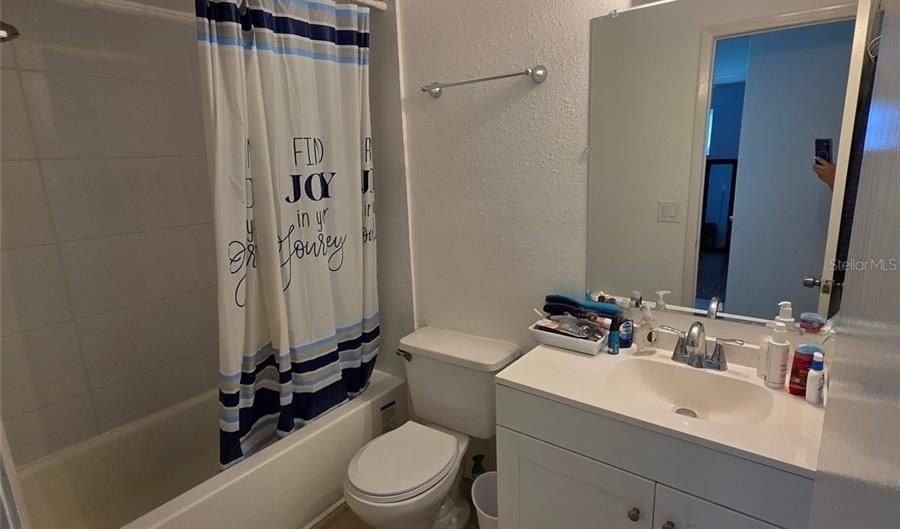 1118 AMBLE Ln, Clearwater, FL 33755 - 2 Beds, 2 Bath