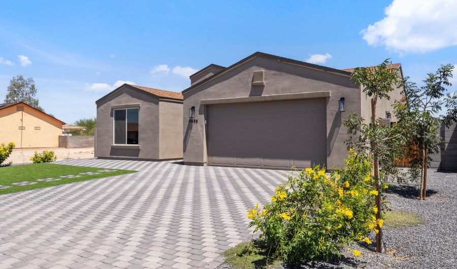 9494 W SWANSEA Dr, Arizona City, AZ 85123 - 3 Beds, 2 Bath