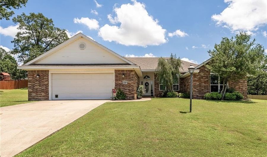 146 Horizon Ln, Alma, AR 72921 - 3 Beds, 3 Bath