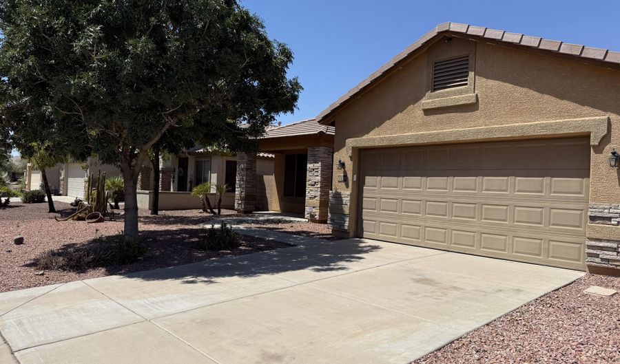 11318 W MONTE VISTA Rd, Avondale, AZ 85392 - 4 Beds, 2 Bath