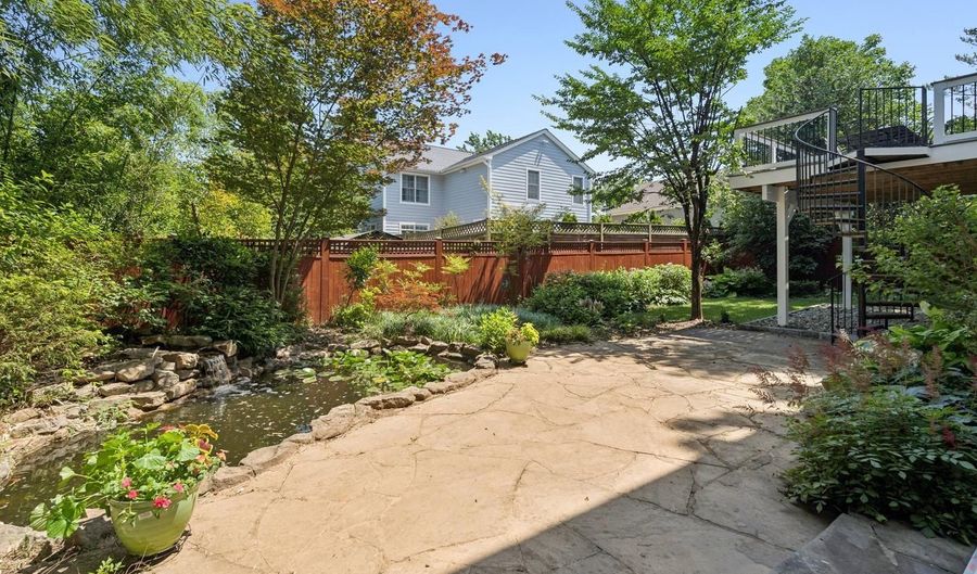 6111 DUNLEER Ct, Bethesda, MD 20817 - 5 Beds, 5 Bath