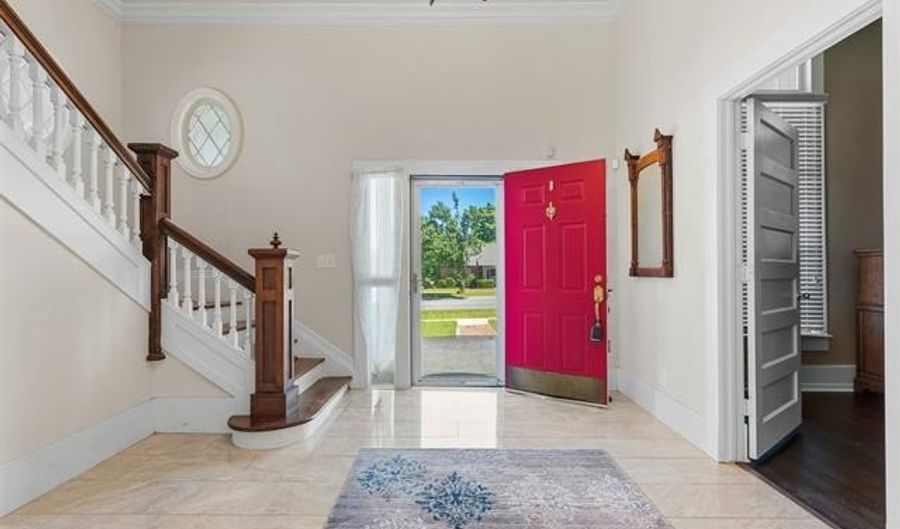 601 S Broadway Ave, Ada, OK 74820 - 4 Beds, 5 Bath
