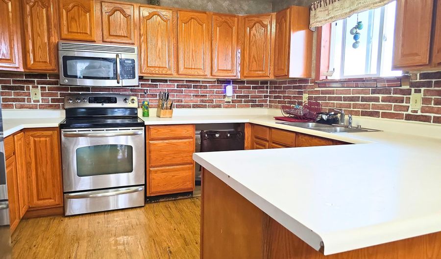 331 Hemlock, Buffalo, WY 82834 - 3 Beds, 2 Bath