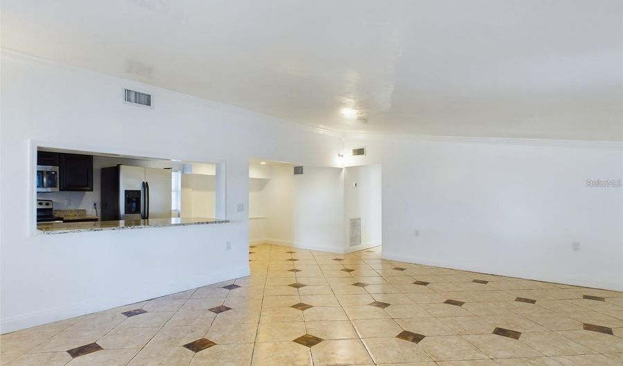617 LIME, Auburndale, FL 33823 - 4 Beds, 2 Bath