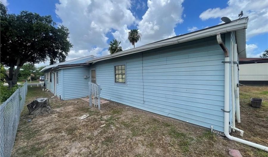 1119 Calle Naranja, Alamo, TX 78516 - 2 Beds, 2 Bath