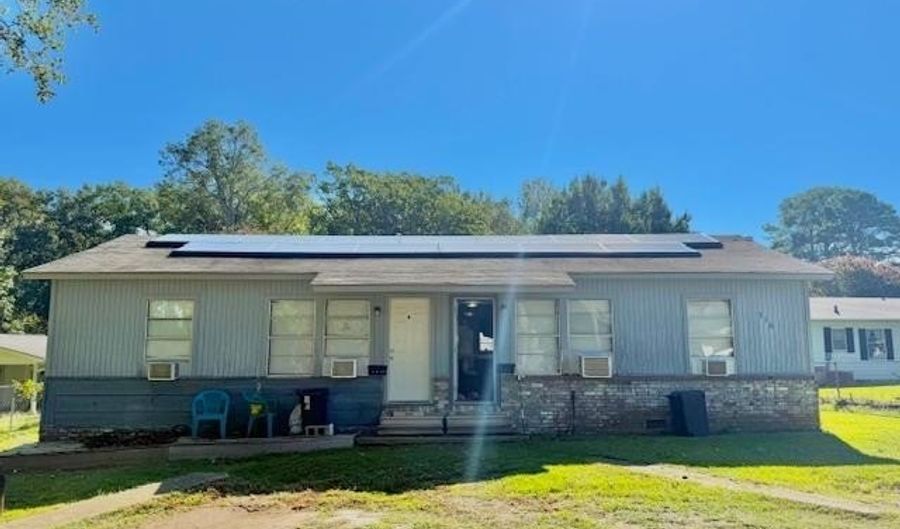234 N 26Th & 235 N 25th St 235 N 25th St, Arkadelphia, AR 71923 - 1 Beds, 4 Bath