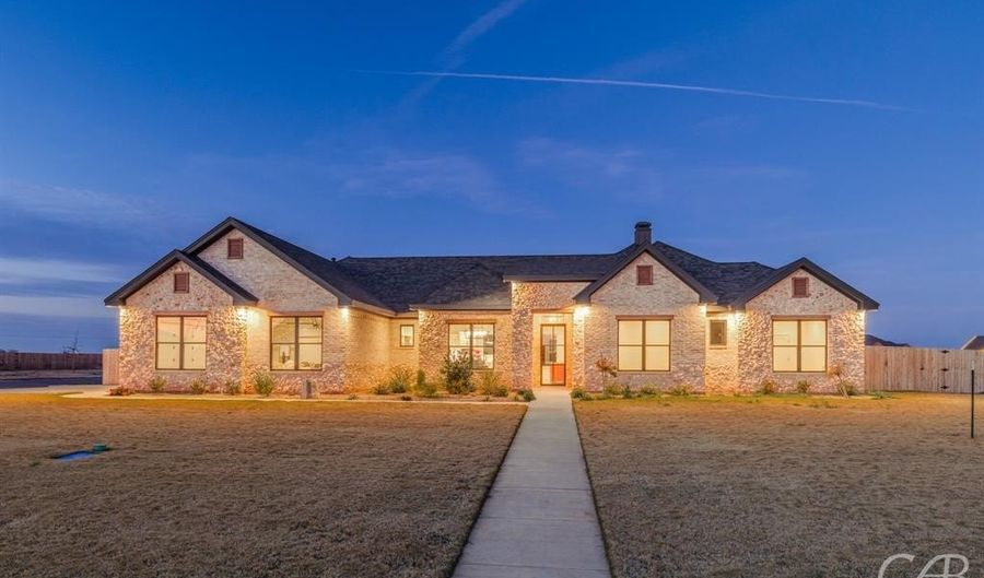 194 Gainesway Dr, Abilene, TX 79606 - 4 Beds, 3 Bath