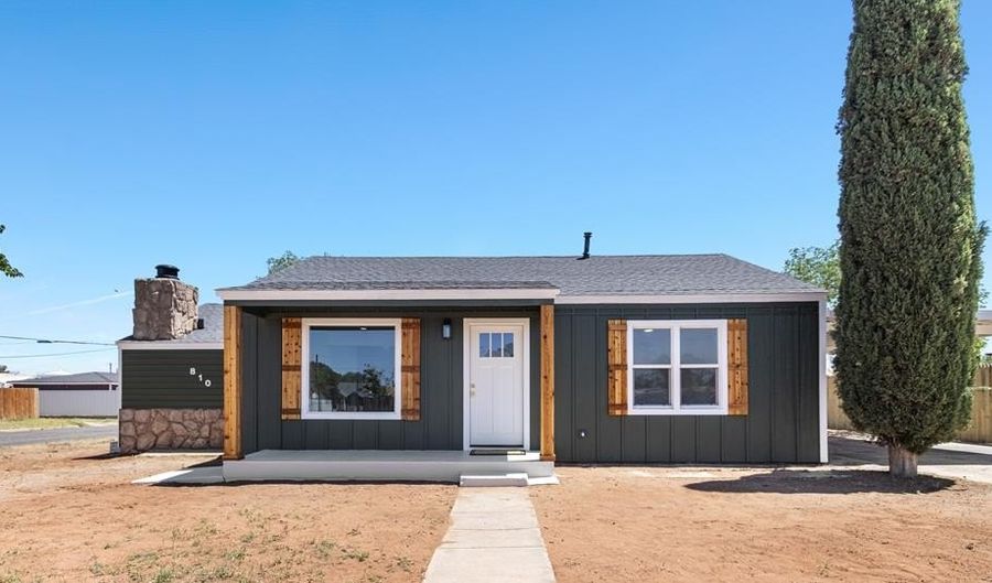 810 NE 6th St, Andrews, TX 79714 - 3 Beds, 2 Bath