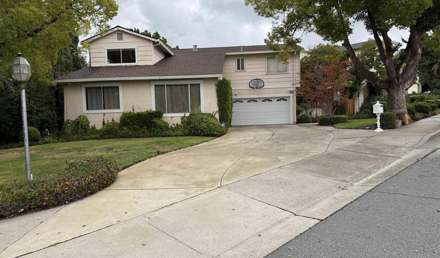 3207 Tabora Dr, Antioch, CA 94509 - 4 Beds, 2 Bath