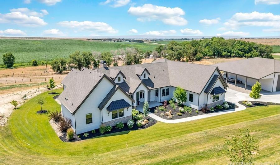 7877 Sonara Rd, Caldwell, ID 83607 - 4 Beds, 3 Bath