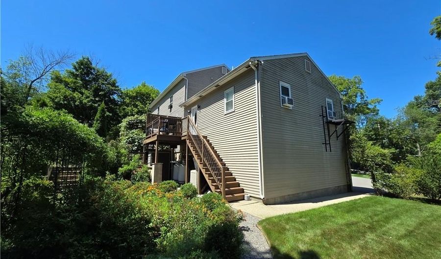 180 S Main St 3, Burrillville, RI 02859 - 1 Beds, 1 Bath