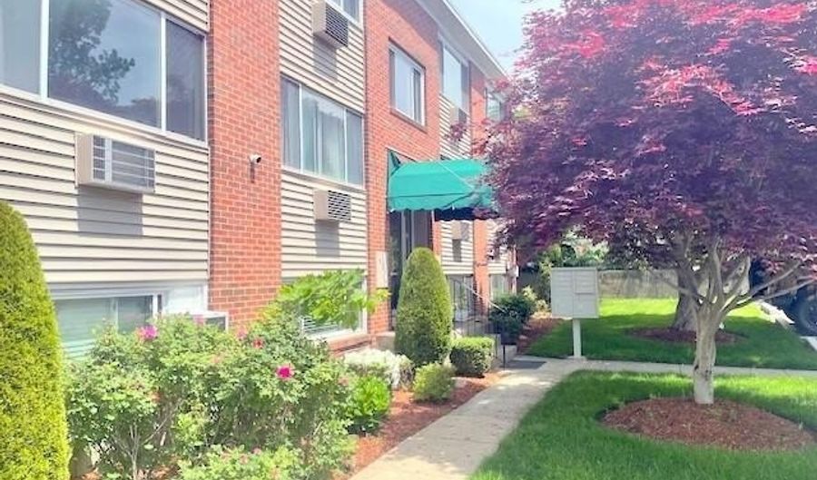 45 Urban Ave 3A, North Providence, RI 02904 - 2 Beds, 1 Bath