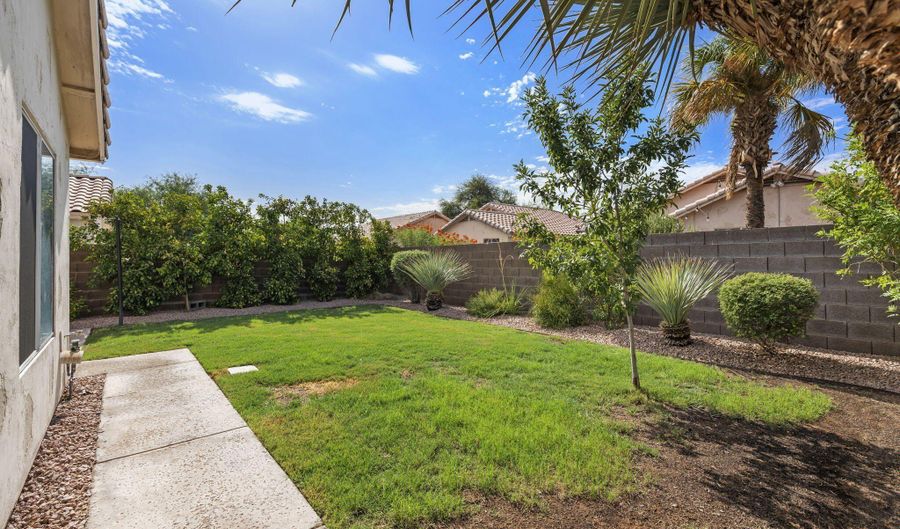 1281 W GAIL Dr, Chandler, AZ 85224 - 3 Beds, 2 Bath