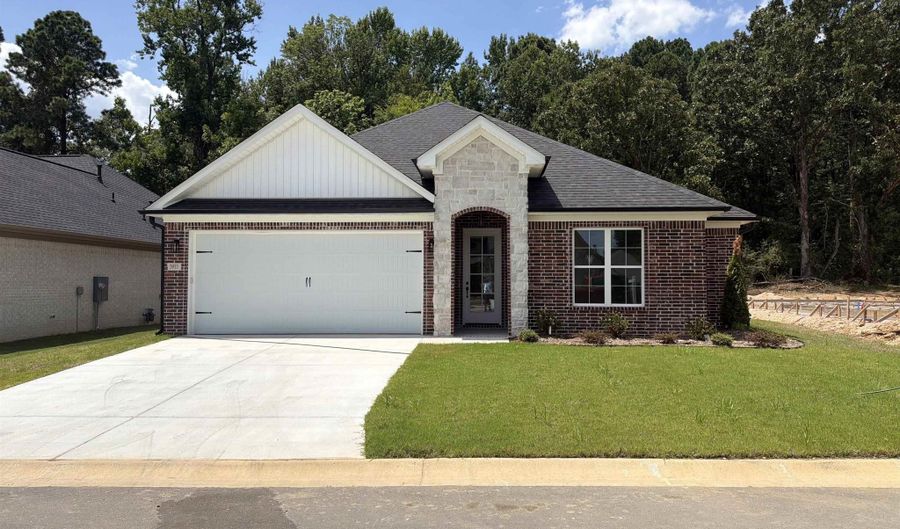 3933 Spencer Xing, Benton, AR 72019 - 3 Beds, 2 Bath