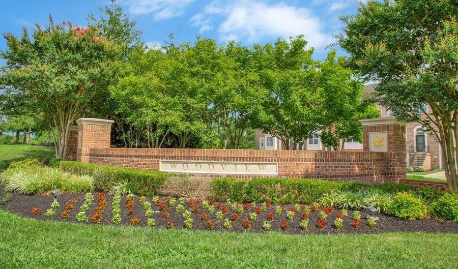 1609 SCOTCH PINE Dr, Bowie, MD 20721 - 4 Beds, 4 Bath