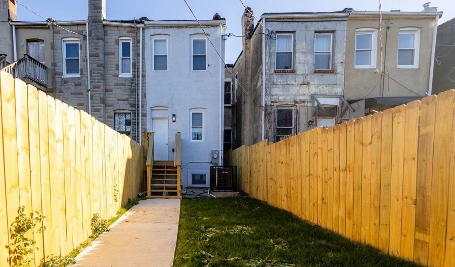 820 N MONROE St, Baltimore, MD 21217 - 3 Beds, 2 Bath