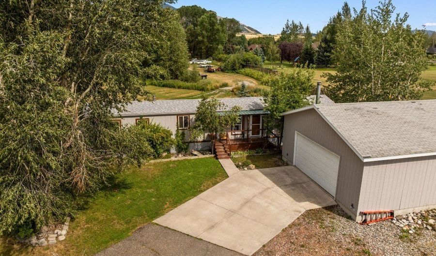 809 Cape Ave, Bozeman, MT 59715 - 3 Beds, 2 Bath
