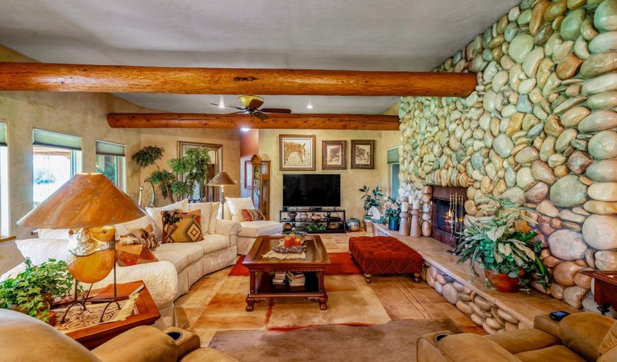 7 Road 24730, Aztec, NM 87410 - 3 Beds, 4 Bath