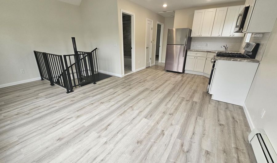 54 Church St, Allentown, NJ 08501 - 3 Beds, 2 Bath