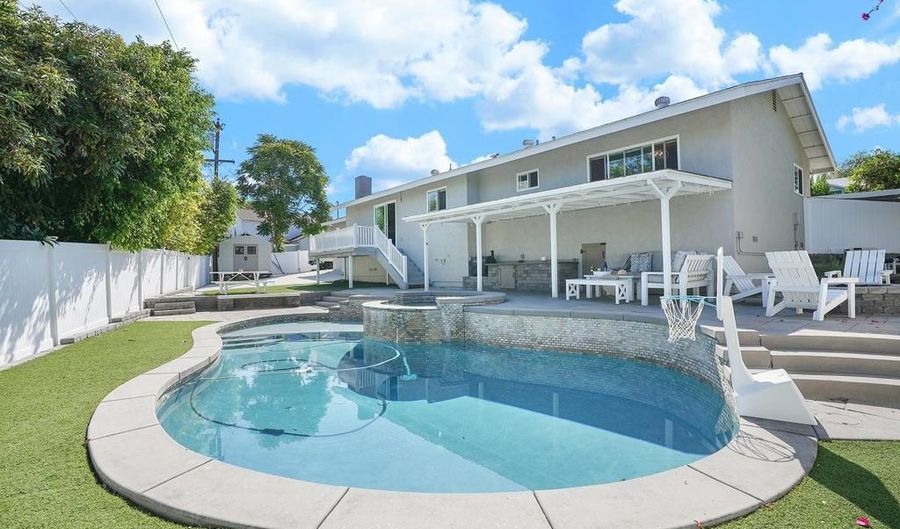 10336 Don Pico Ct, Spring Valley, CA 91978 - 4 Beds, 2 Bath