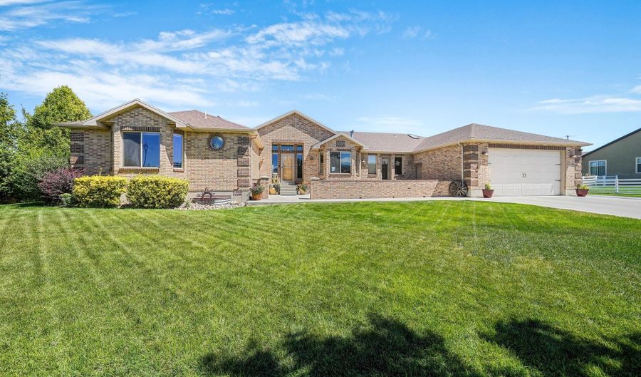 13921 S KAILYE W, Bluffdale, UT 84065 - 5 Beds, 3 Bath