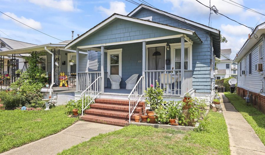 404 16th Ave, Belmar, NJ 07719 - 4 Beds, 2 Bath