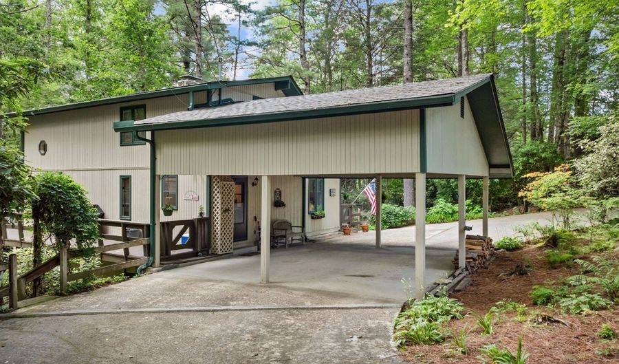 145 Mount Lori Dr, Highlands, NC 28741 - 3 Beds, 3 Bath
