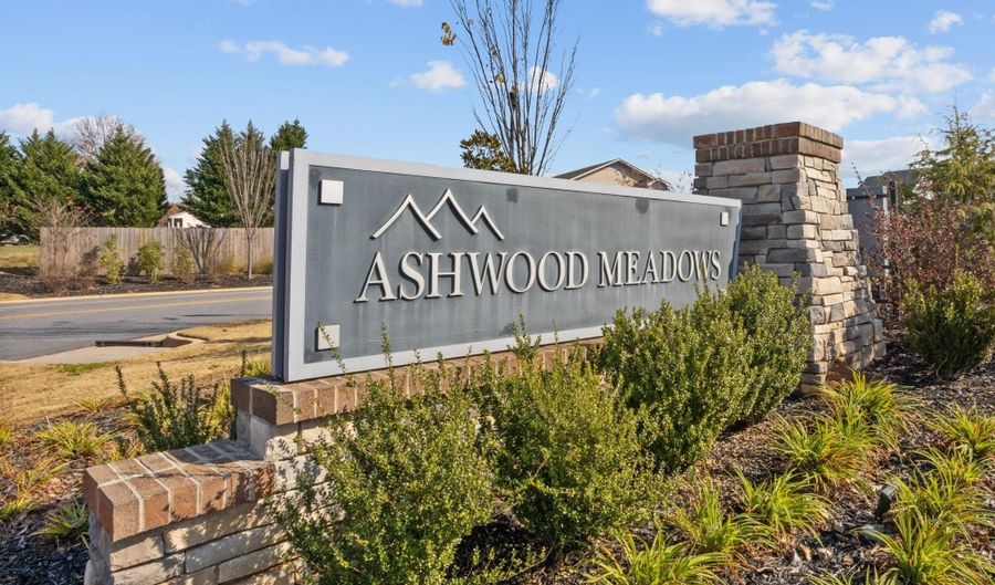 4038 Bromfield Way, Boiling Springs, SC 29316 - 4 Beds, 3 Bath