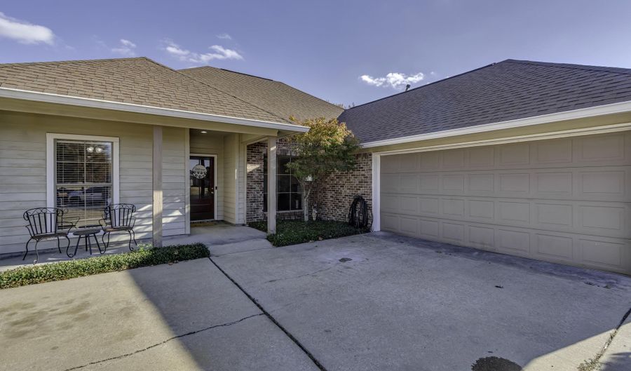 503 Spring Hill Pl, Brandon, MS 39047 - 3 Beds, 2 Bath