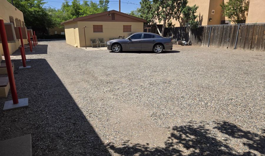 1013 6th St NW, Albuquerque, NM 87102 - 1 Beds, 1 Bath