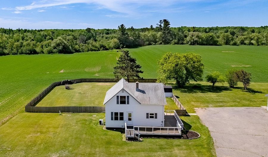 W12213 STATE HIGHWAY 64, Antigo, WI 54409 - 3 Beds, 2 Bath