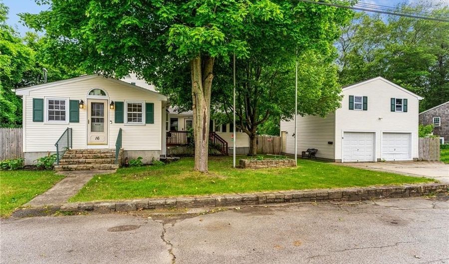 16 Spectacle Ave, Warwick, RI 02888 - 4 Beds, 2 Bath