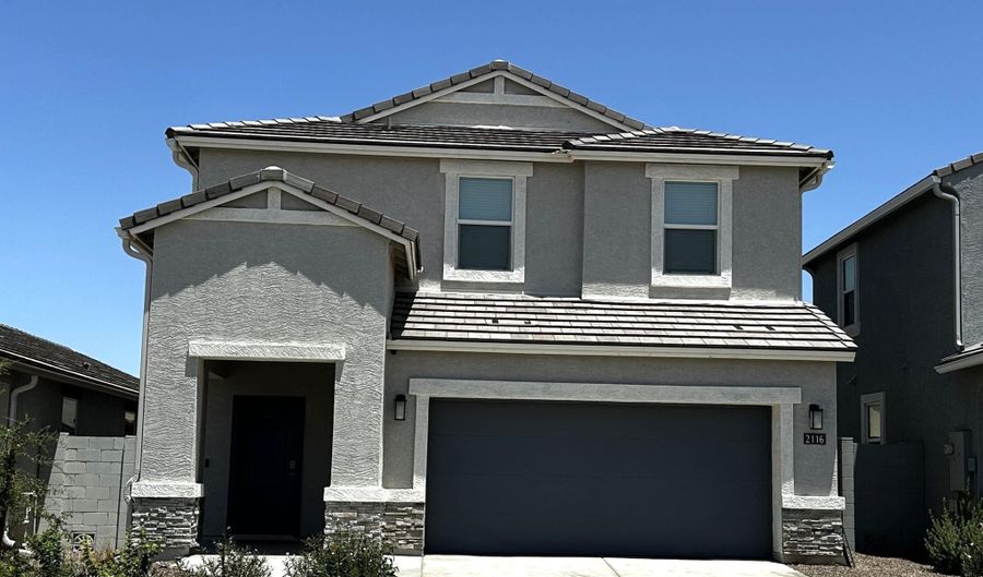2116 W Sable Ave, Apache Junction, AZ 85120 - 4 Beds, 3 Bath