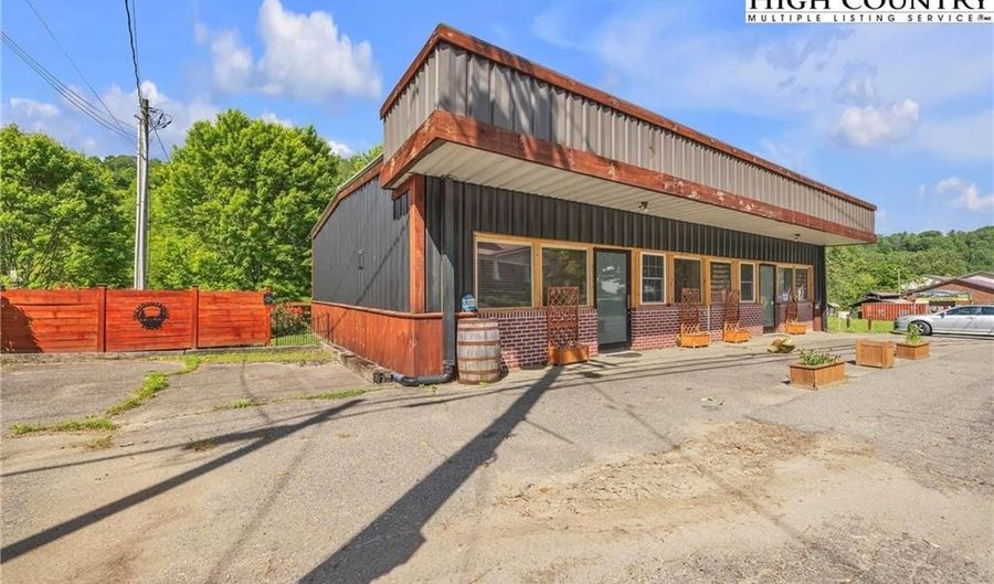 9211 N NC Hwy 194 N, Lansing, NC 28643 - 0 Beds, 0 Bath