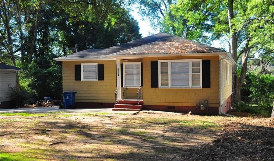 2641 Acadia St A, Atlanta, GA 30344 - 2 Beds, 1 Bath