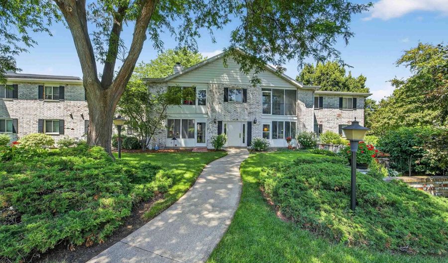 1429 Wheeler Ct G, Madison, WI 53704 - 2 Beds, 2 Bath