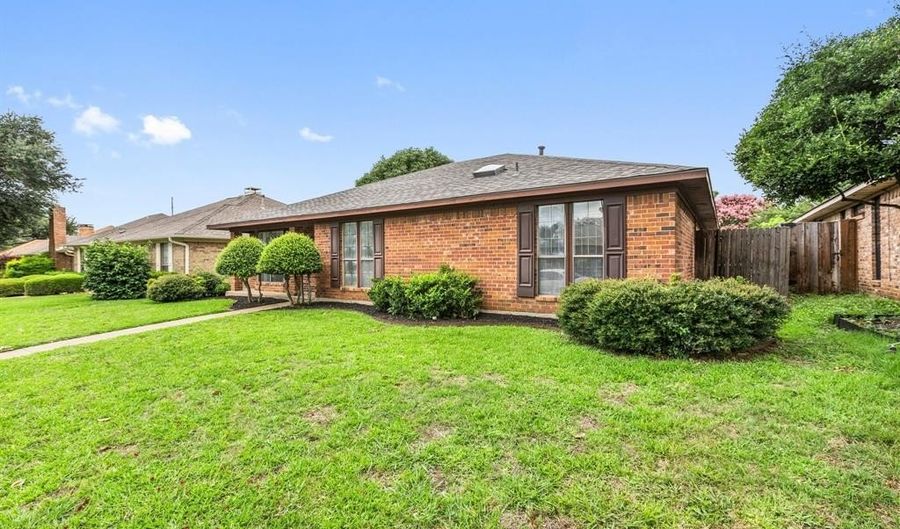 3919 Dome Dr, Addison, TX 75001 - 4 Beds, 3 Bath