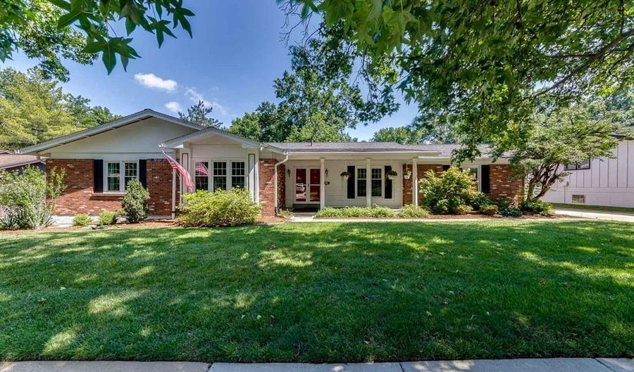 713 Barham Down Dr, Ballwin, MO 63011 - 4 Beds, 2 Bath