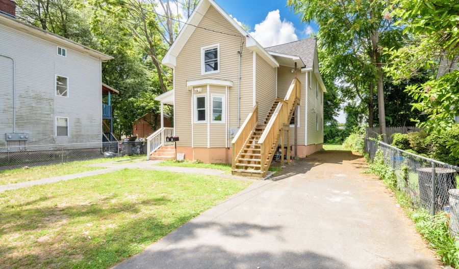 37 Martin St, Hartford, CT 06120 - 6 Beds, 2 Bath