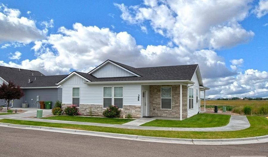 396 Radiance Ct, Chubbuck, ID 83202 - 2 Beds, 2 Bath