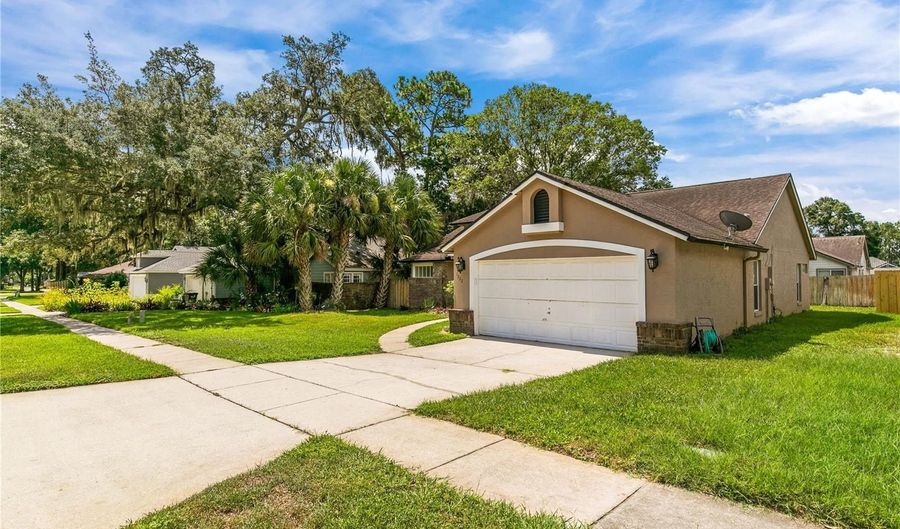 1322 AMERICAN ELM Dr, Altamonte Springs, FL 32714 - 3 Beds, 2 Bath
