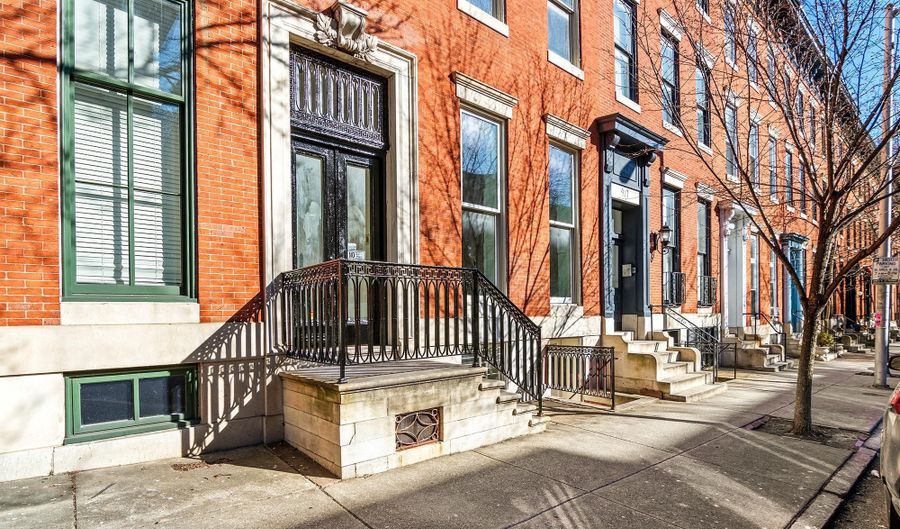 919 SAINT PAUL St 3Fl, Baltimore, MD 21202 - 2 Beds, 1 Bath