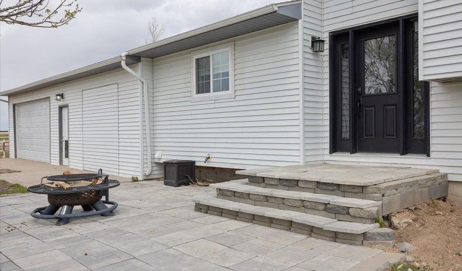 755 PATCHES, Carpenter, WY 82054 - 3 Beds, 2 Bath