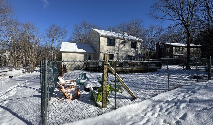 154 Bishop Cir, Albrightsville, PA 18210 - 4 Beds, 4 Bath