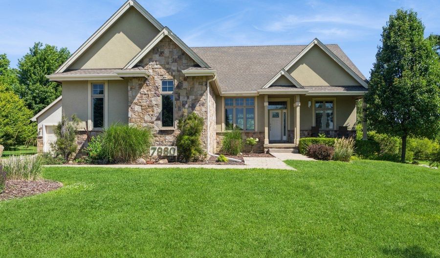 7980 NE 27th Ave, Altoona, IA 50009 - 3 Beds, 4 Bath