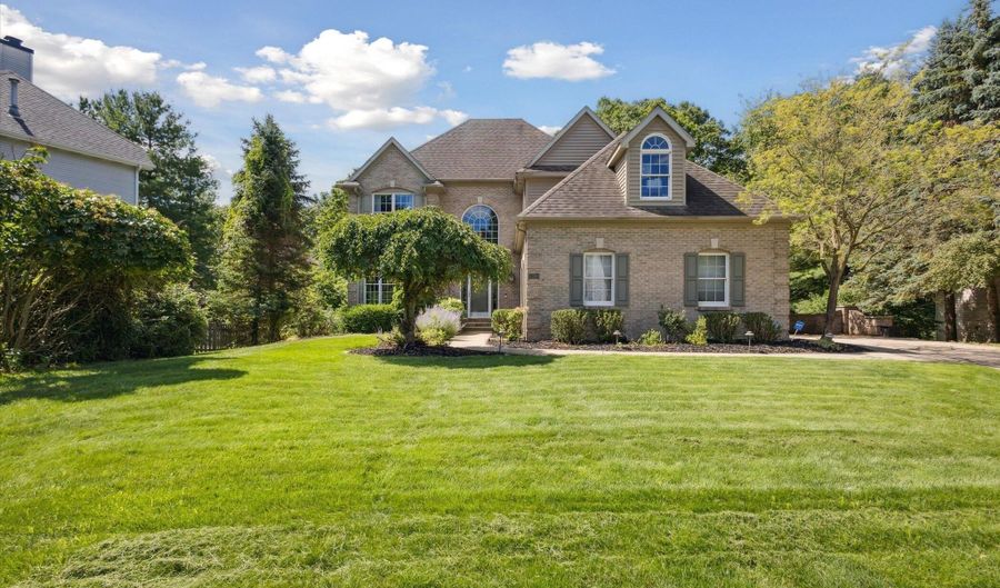 6300 Redington Ct SE, Ada, MI 49301 - 5 Beds, 4 Bath
