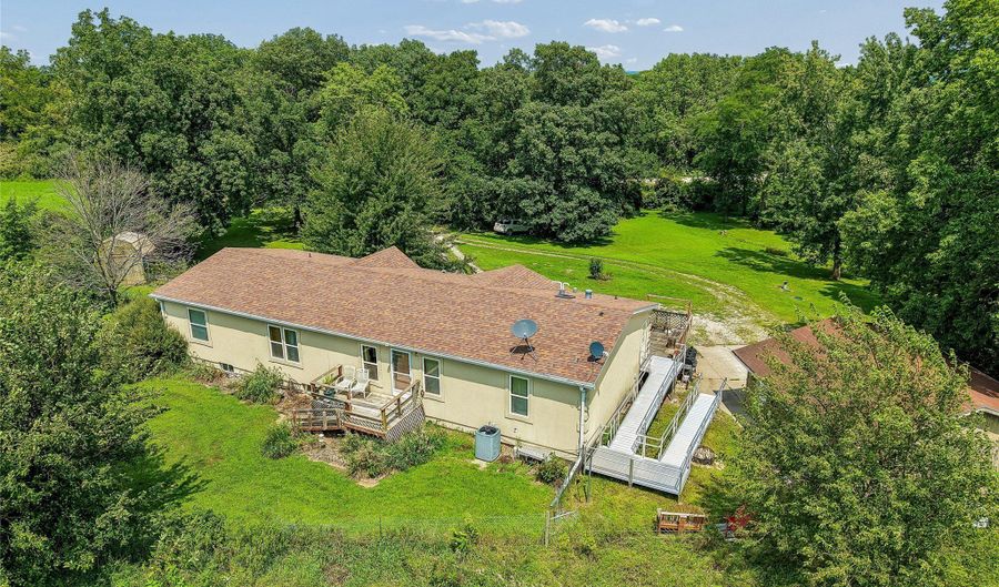 17836 Lowe St, Ackworth, IA 50001 - 3 Beds, 2 Bath