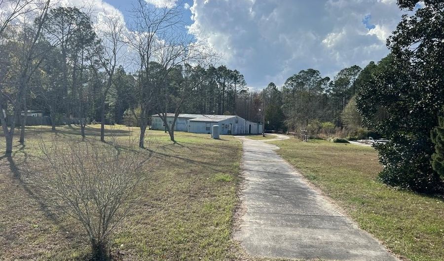 123 Westover Dr, Adel, GA 31620 - 0 Beds, 0 Bath