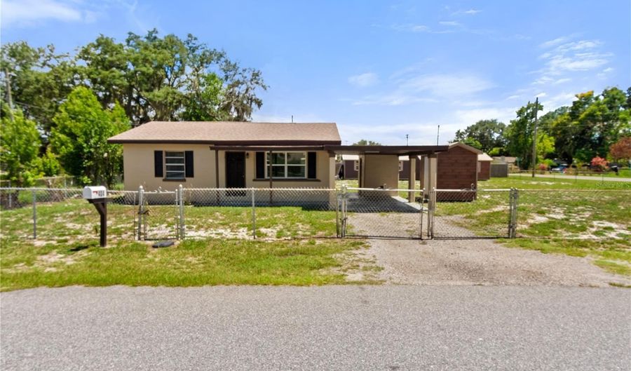 404 ARMOUR Ave, Auburndale, FL 33823 - 2 Beds, 1 Bath